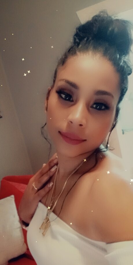 Melly eats onlyfans public photos