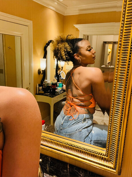 Les Hussle onlyfans content leaked