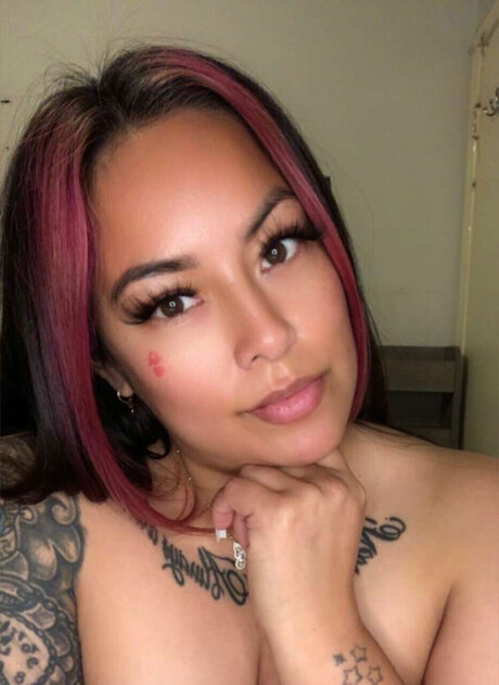 Goddessemz onlyfans model photos