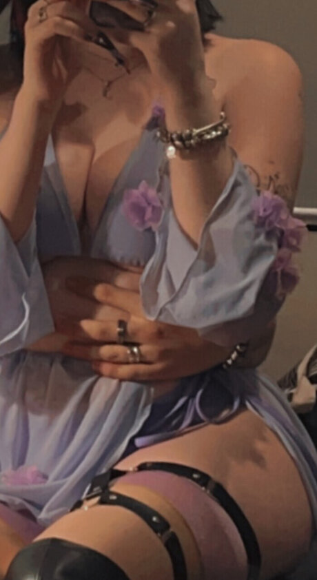 Rach E onlyfans naked leaks