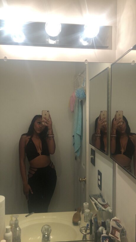 Jayla Hall_ onlyfans content type