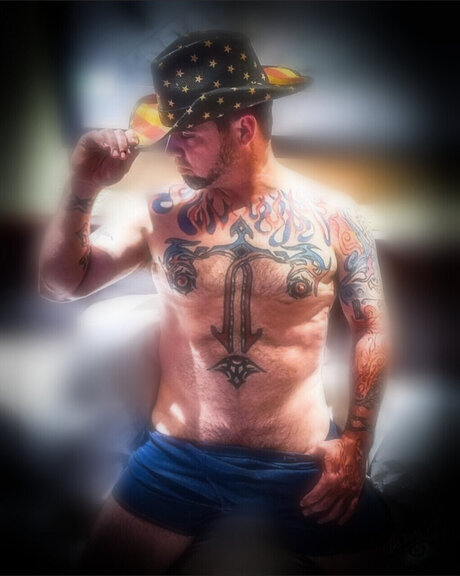 Trevor Traven leaks onlyfans