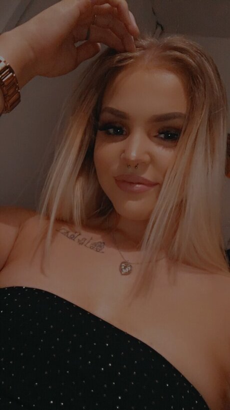 HoneyBeaxo onlyfans xx