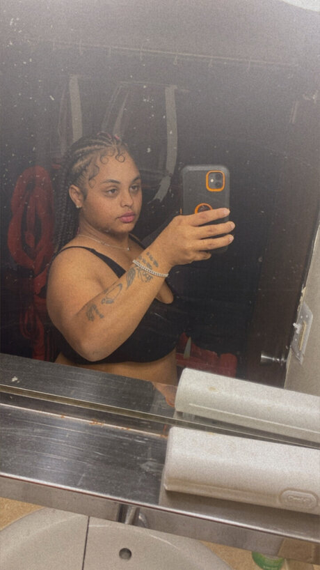 LightbrightbbyA onlyfans leaks.