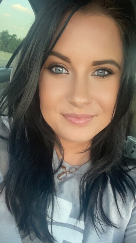 Raylynn onlyfans leaks.