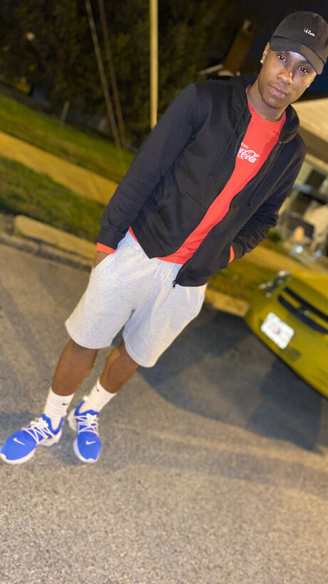 BrutusXXX_ topless onlyfans