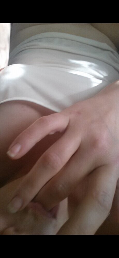 Leenie naked on onlyfans