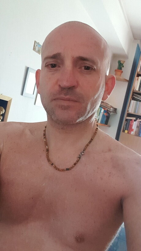 michevecc onlyfans desnuda