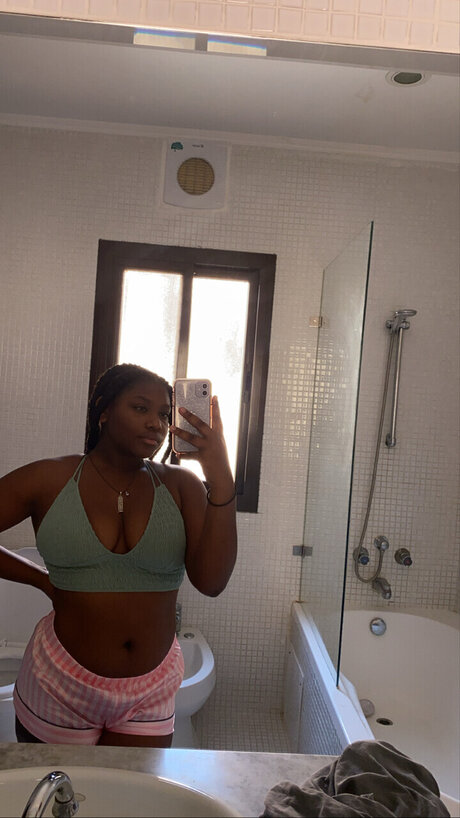 Mikyla Preston free only fans