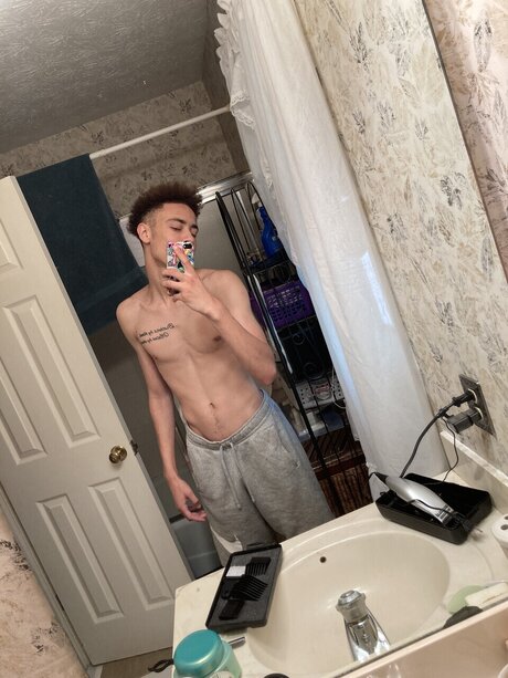 Jnastay Yuuuer onlyfans leajs