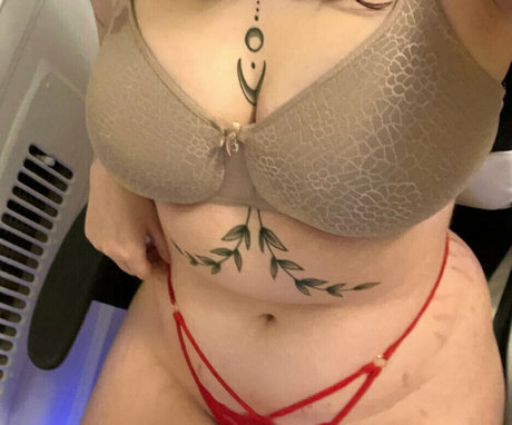 eekhat onlyfans nude pics