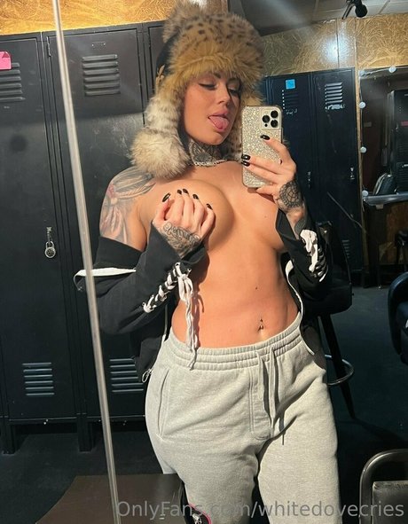 whitedovecries new onlyfans leak