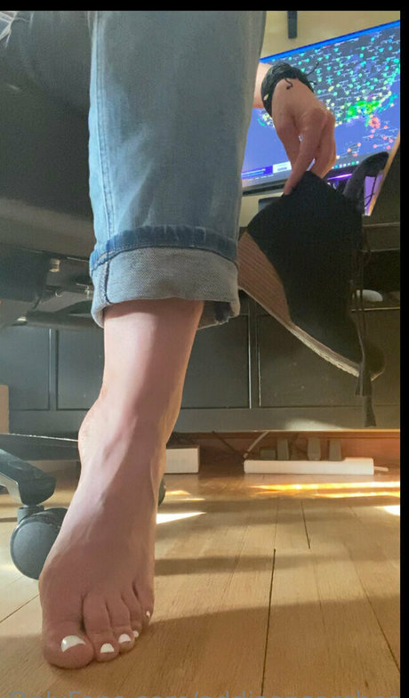 tattooed redhead onlyfans beautiful naked images