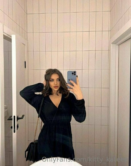 kitty kateee feet onlyfans