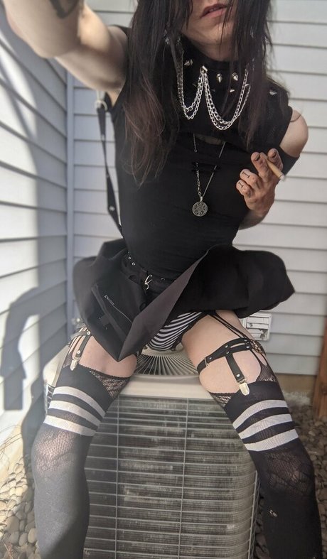 n somnium onlyfans naked