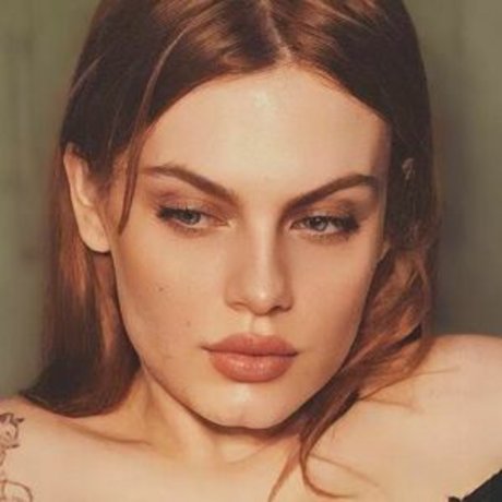 Foxy Bellyne onlyfans leak porn