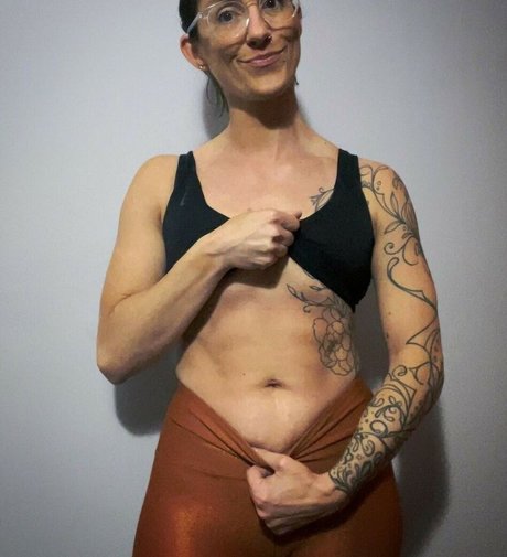 themrsnextdoor2 0 onlyfans content