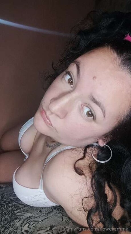 floweremma tits onlyfans