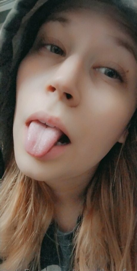 gwenhwyfar onlyfans leaked tits