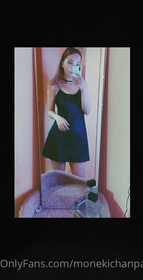 moneki nudes only fans