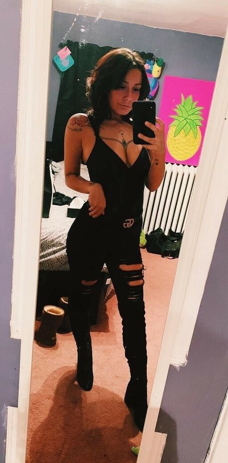 Monica Iannuzzi Profile pic