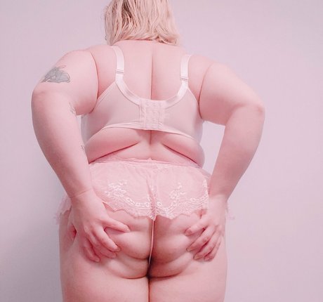 peachyneko onlyfans gratis