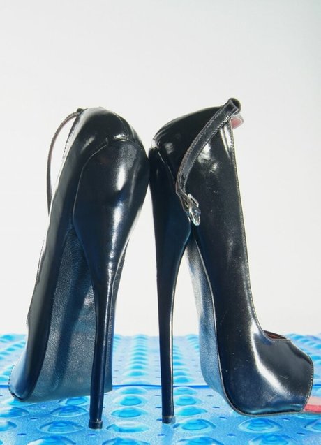 Celine Tran onlyfans fotos