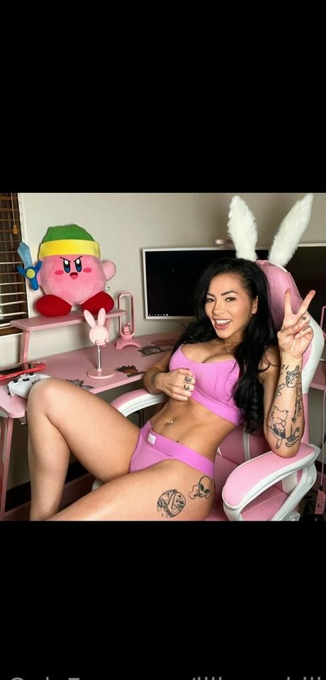 lilkymchiii onlyfans strip tease