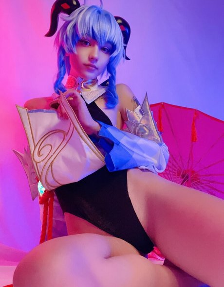 blonde masturbating onlyfans pornographic self-portrait