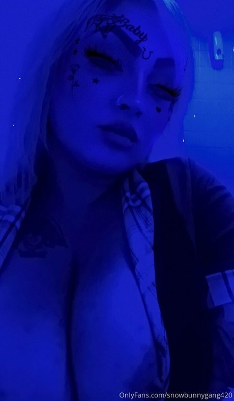 snowbunnygang420 onlyfans posts