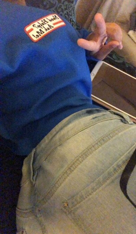 _me momo_ onlyfans boobs