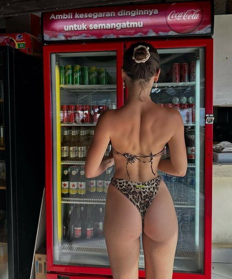 Elena Gusmeroli onlyfans desnuda