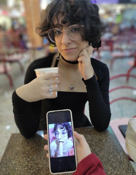 Sarah Angel onlyfans leaked photos