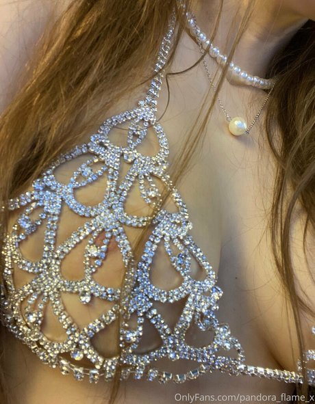 pandora flame x onlyfans model images
