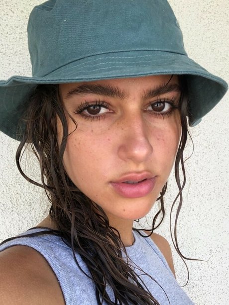 Renee Maudlena Noe fans only