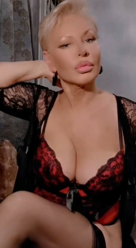 Cheri Lady onlyfans nude pictures