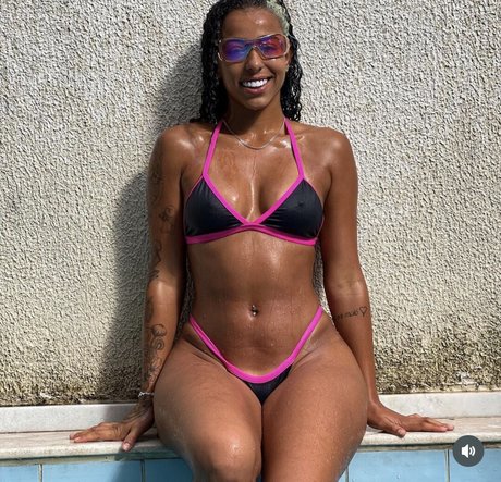 Isis Pequine onlyfans joi