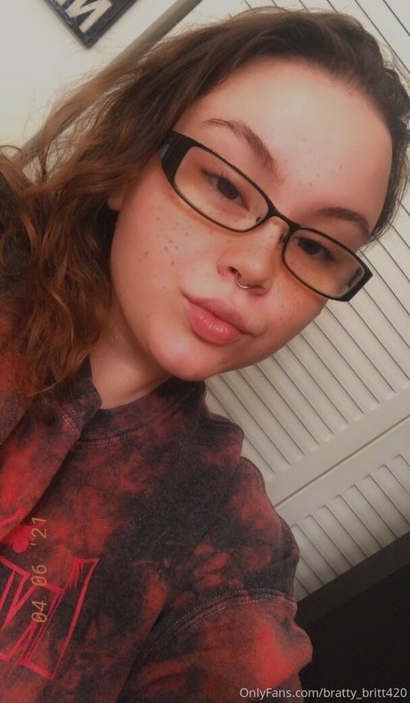 bratty britt420 onlyfans naked leaks