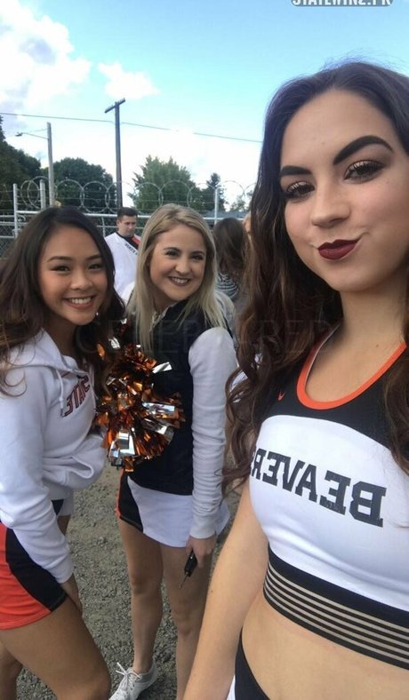 Taylor Johnson Cheer is on onlyfans