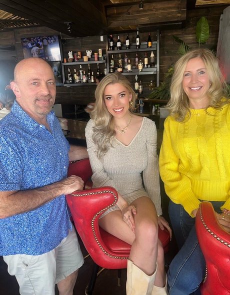 Taylor Mathis onlyfans nudes