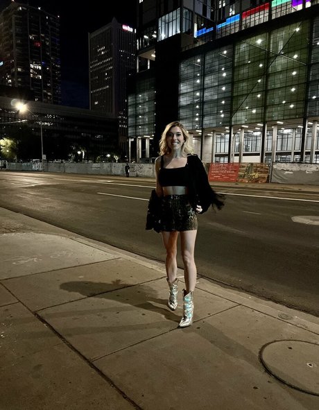 Taylor Mathis onlyfans leaks nude