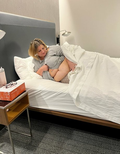 bigbootyasshley only fans pic