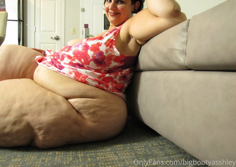 bigbootyasshley onlyfans x