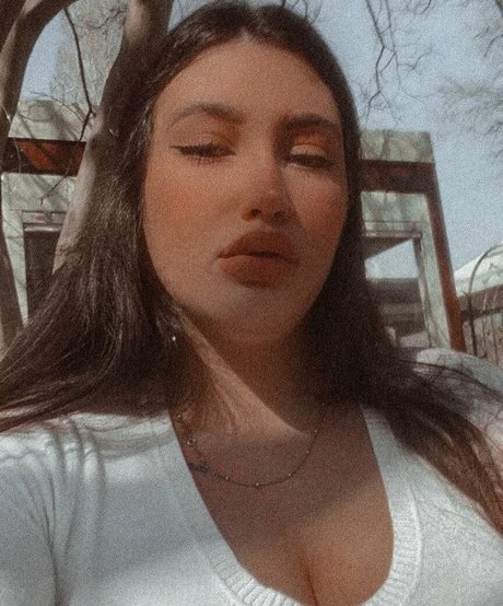 Alessia Barbarossa nude on onlyfans