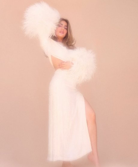 Emeraude Toubia onlyfans naked leaked