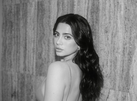 Emeraude Toubia naked onlyfans leak