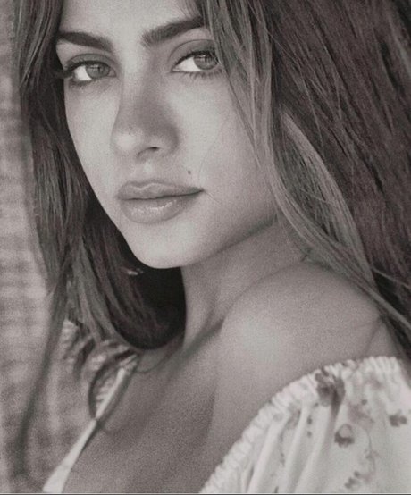 Emeraude Toubia new onlyfans leak