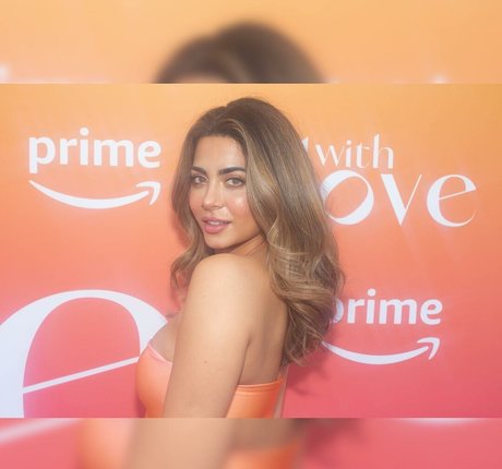 Emeraude Toubia onlyfans leak