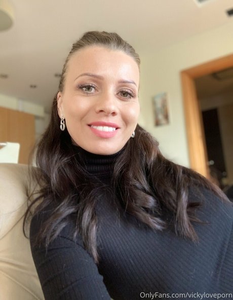 vickyloveporn nudes onlyfans