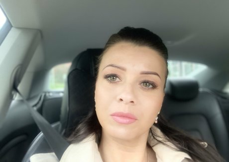 vickyloveporn onlyfans pic